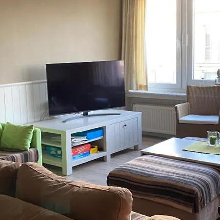 Apartament Zeezicht 8 Hoog